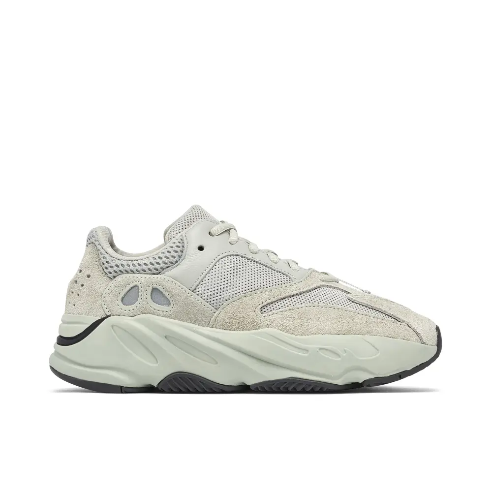 Yeezy 700 Salt 372E91864