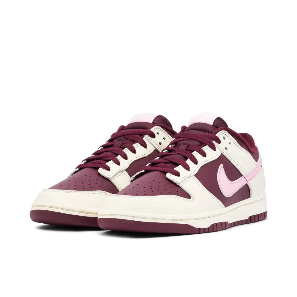 Nike Dunk Low Valentines Day (2023) 
