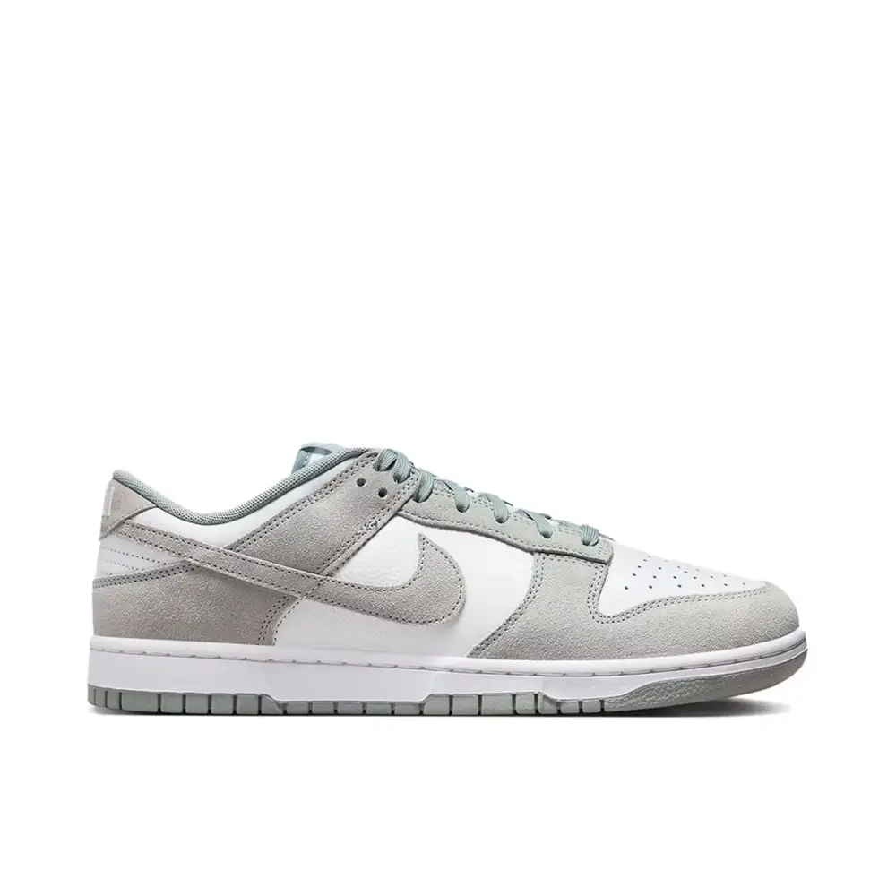 Nike Dunk Low SE White Light Pumice 