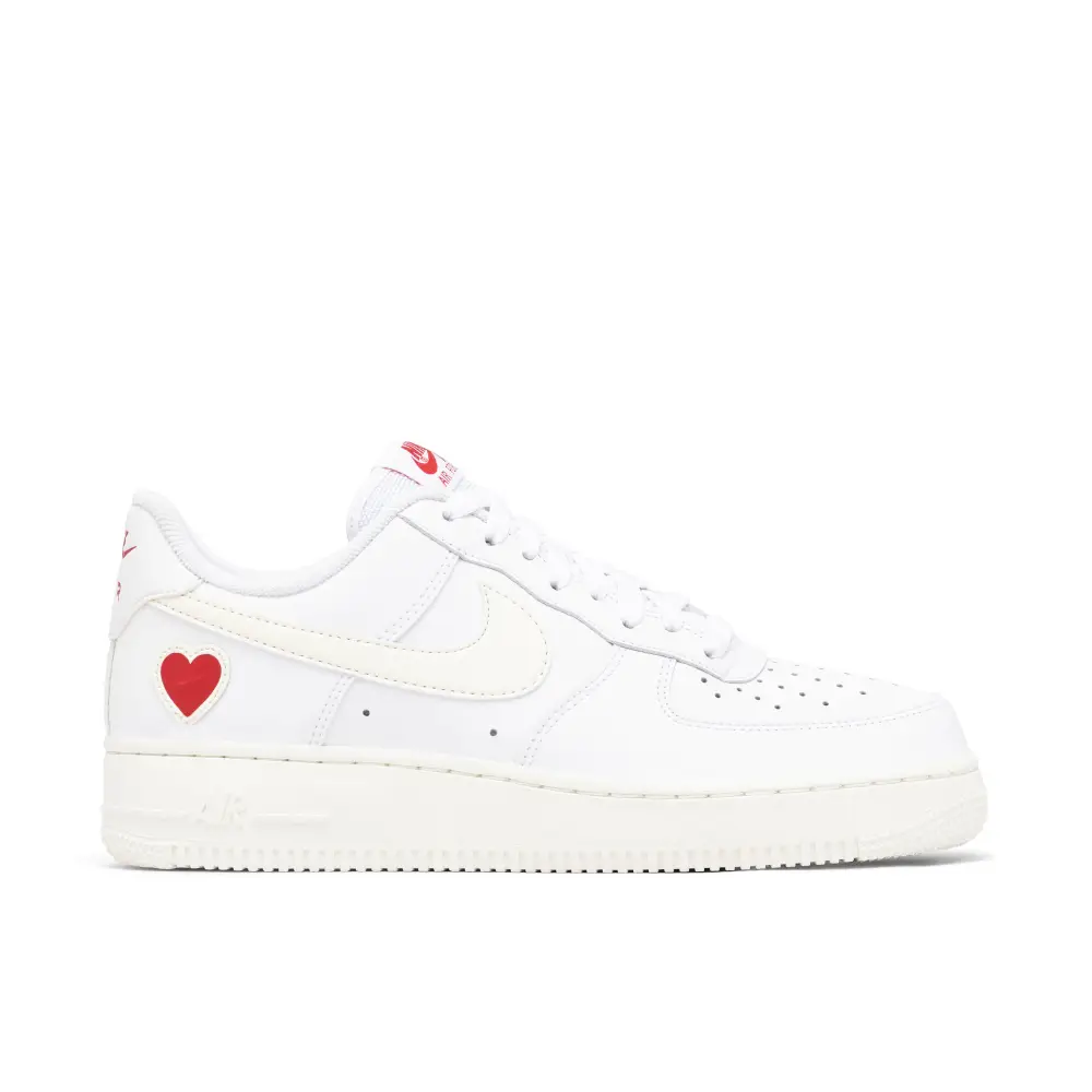 Nike Air Force 1 Valentine’s Day 