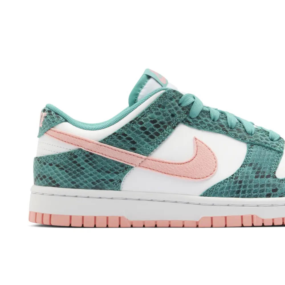 Nike Dunk Low Snakeskin 