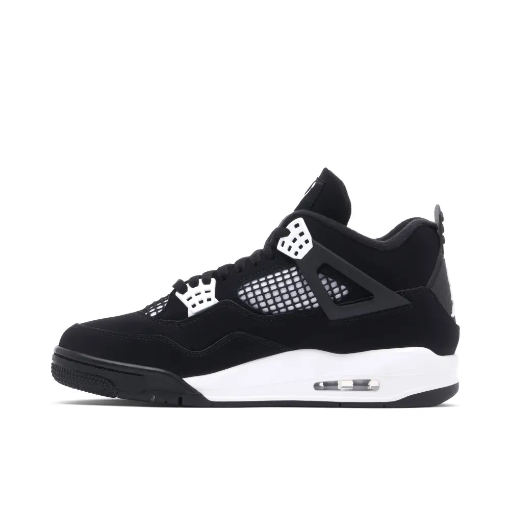 Air Jordan 4 White Thunder Retro 