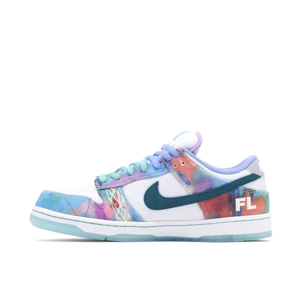 Nike SB Dunk Low Futura Laboratories Bleached Aqua DF4782840