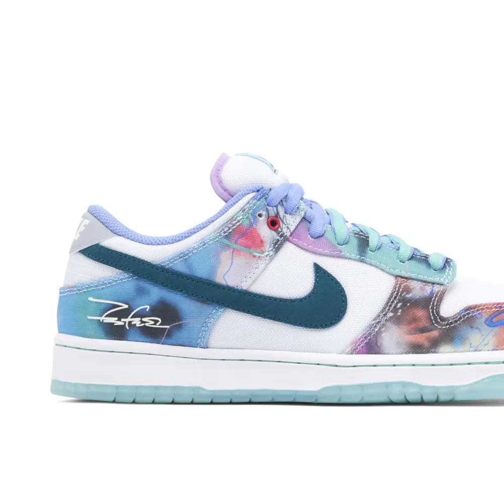 Nike SB Dunk Low Futura Laboratories Bleached Aqua 