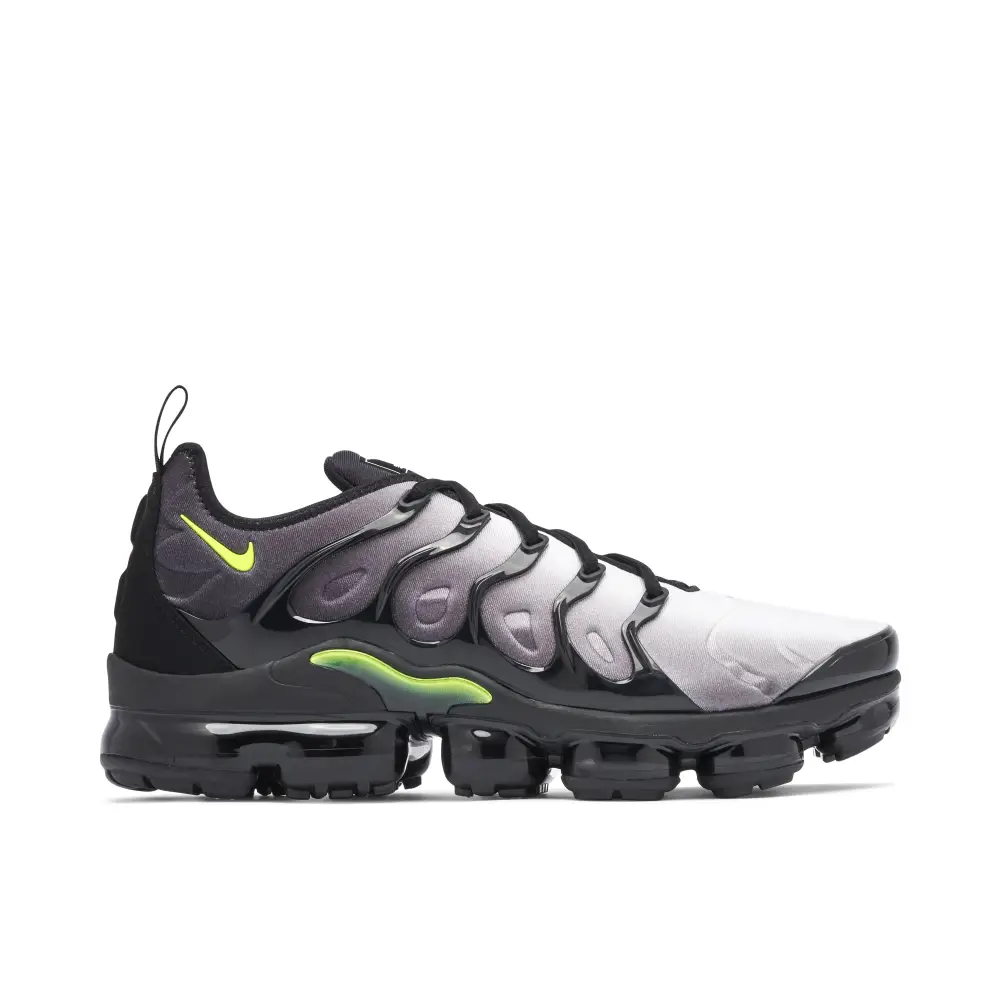 Nike Air VaporMax Plus Black Volt 03E25000
