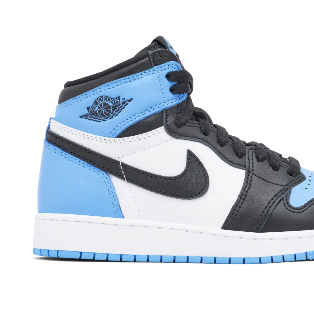 Air Jordan 1 Retro High OG UNC Toe GS 