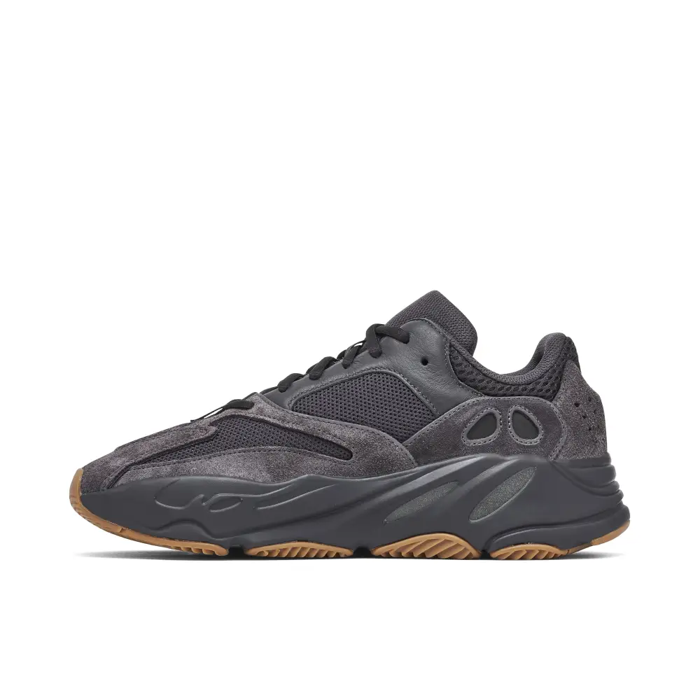 Yeezy 700 Utility Black