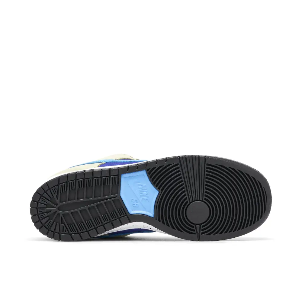 Nike SB Dunk Low ACG Caldera 