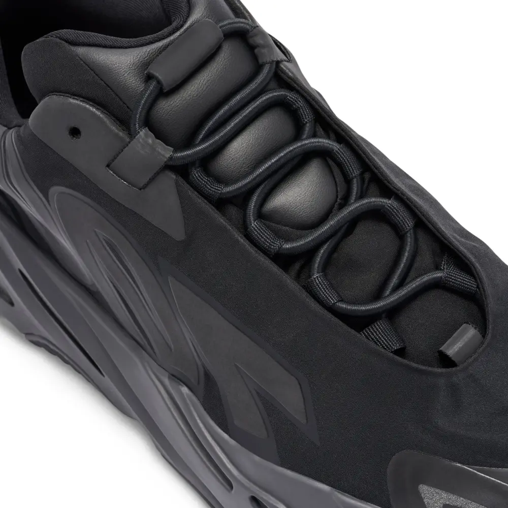 Yeezy 700 MNVN Triple Black 