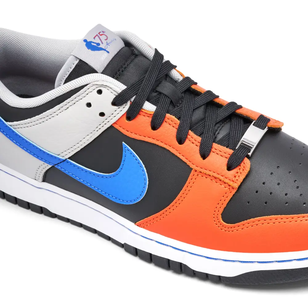 Nike Dunk Low x NBA EMB Knicks 