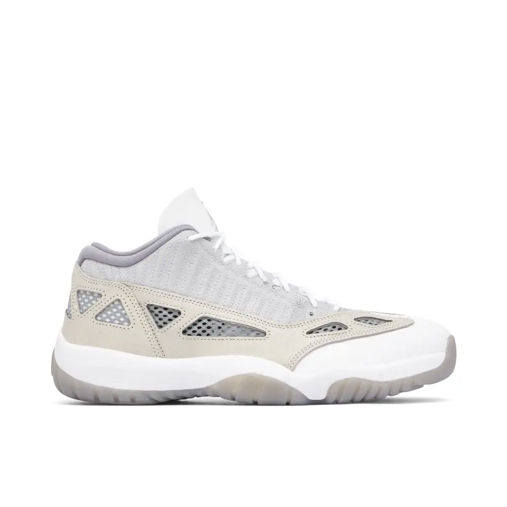 Air Jordan 11 Low IE Light Orewood Brown 