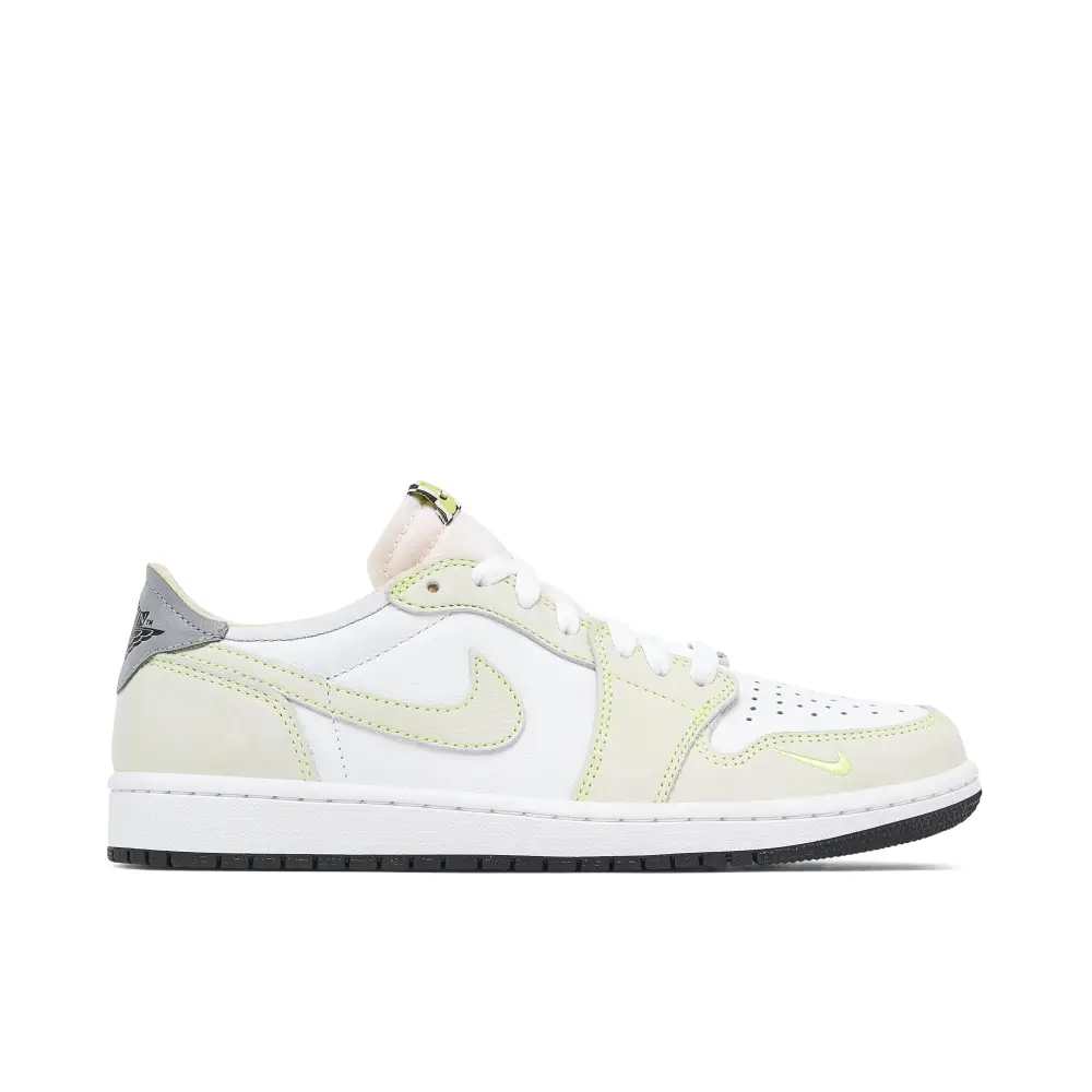 Air Jordan 1 Retro Low White Ghost Green Black 
