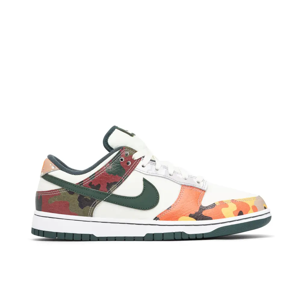 Nike Dunk Low SE Sail Multi-Camo 