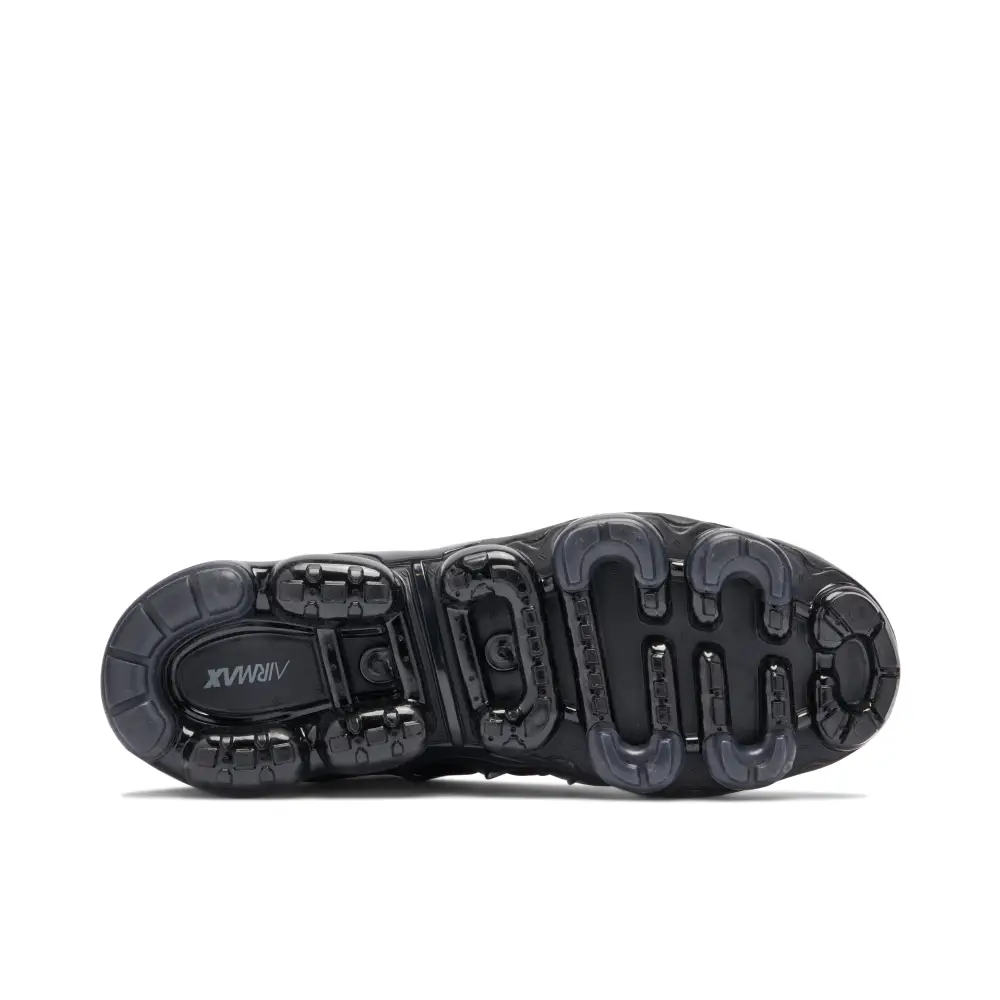 Triple Black Air VaporMax Plus 