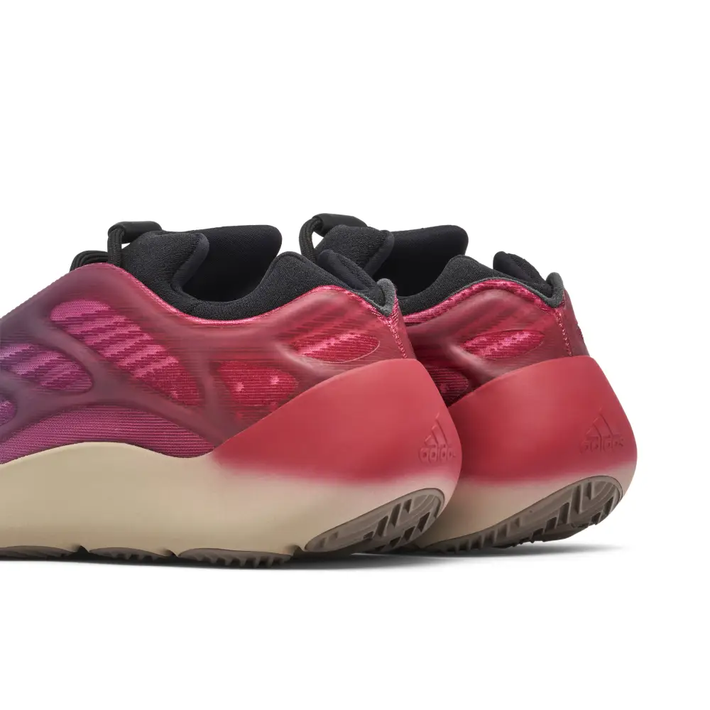 Yeezy 700 V3 Fade Carbon 