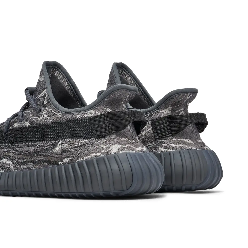 Yeezy Boost 350 V2 Dark Salt 