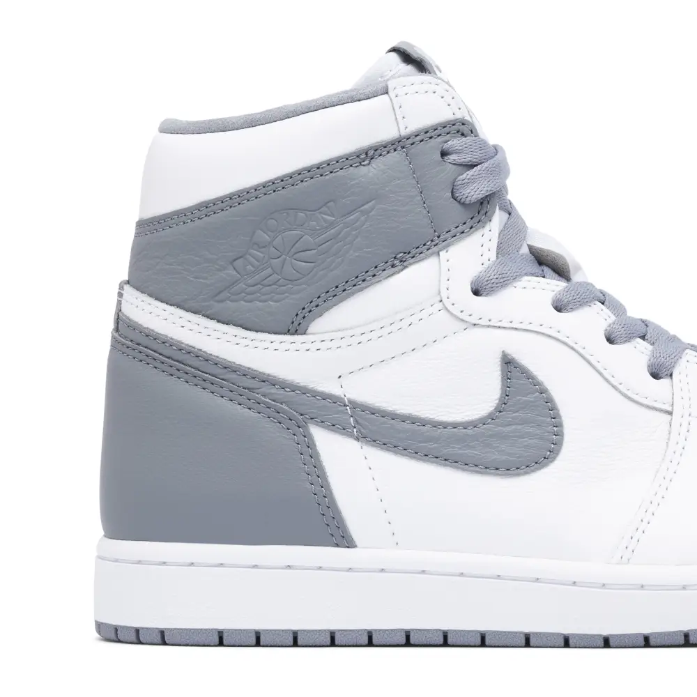 Air Jordan 1 Retro High OG Stealth