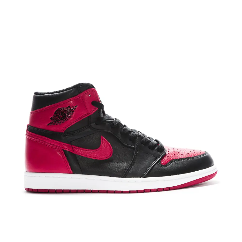 Air Jordan 1 Retro High OG Banned 