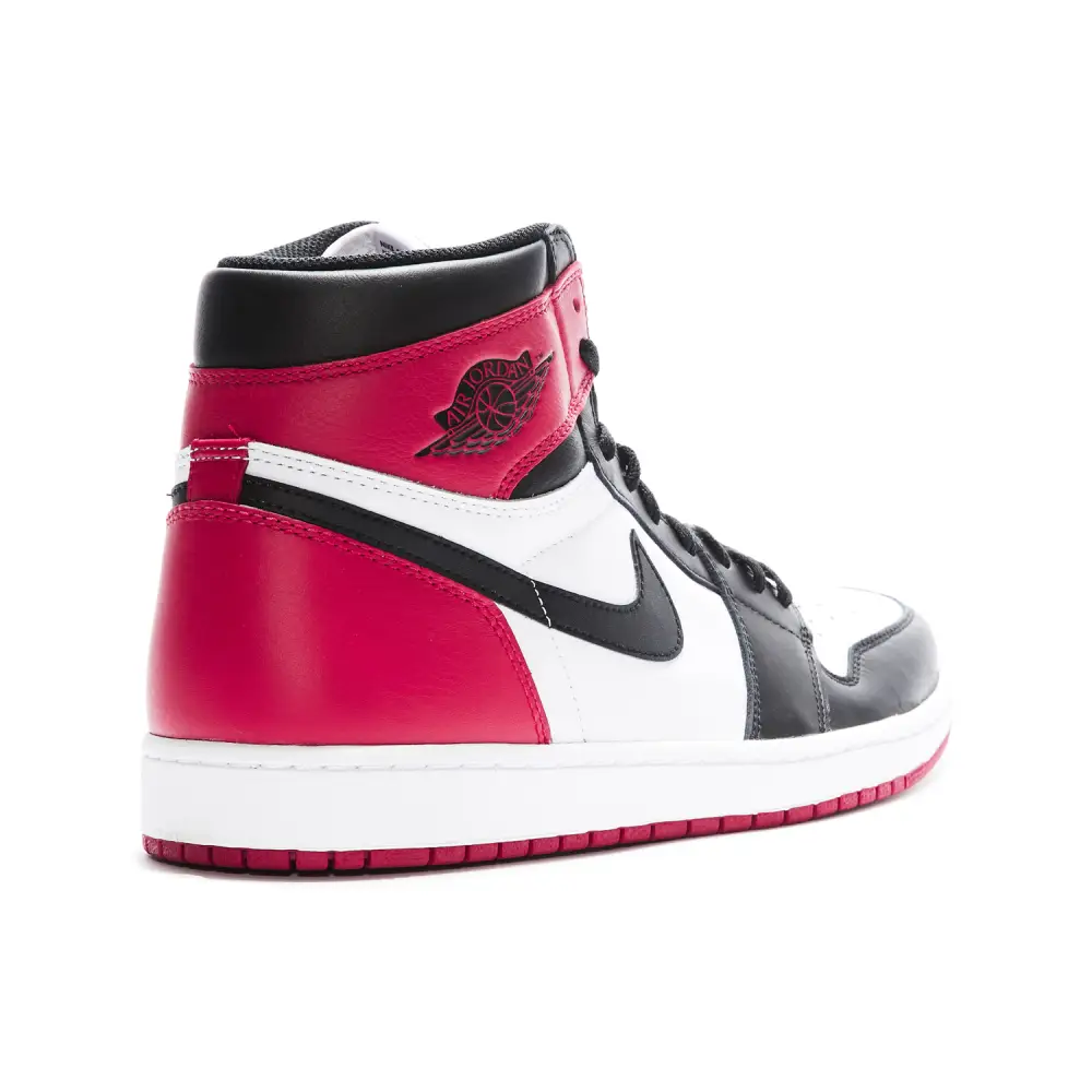Air Jordan 1 Retro High OG Black Toe 
