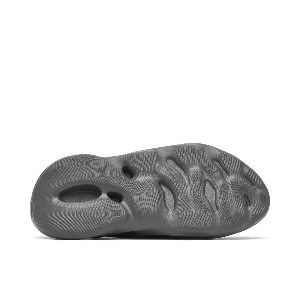 Yeezy Foam Runner Carbon 