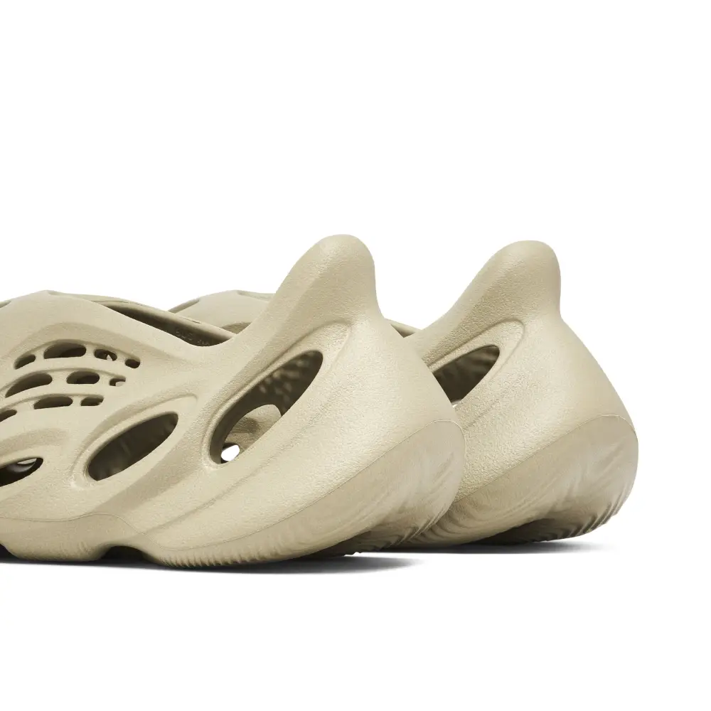 Yeezy Foam Runner Stone Salt 