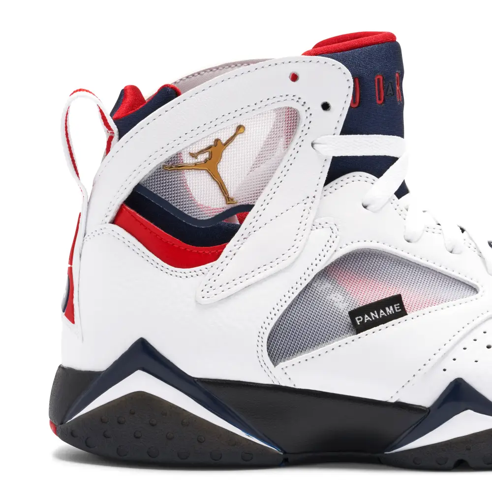 Paris Saint-Germain x Air Jordan 7 Retro 