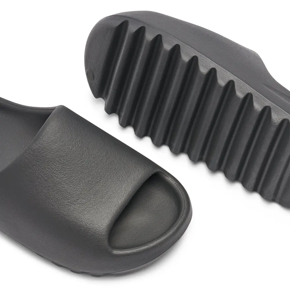 Yeezy Slide Onyx 