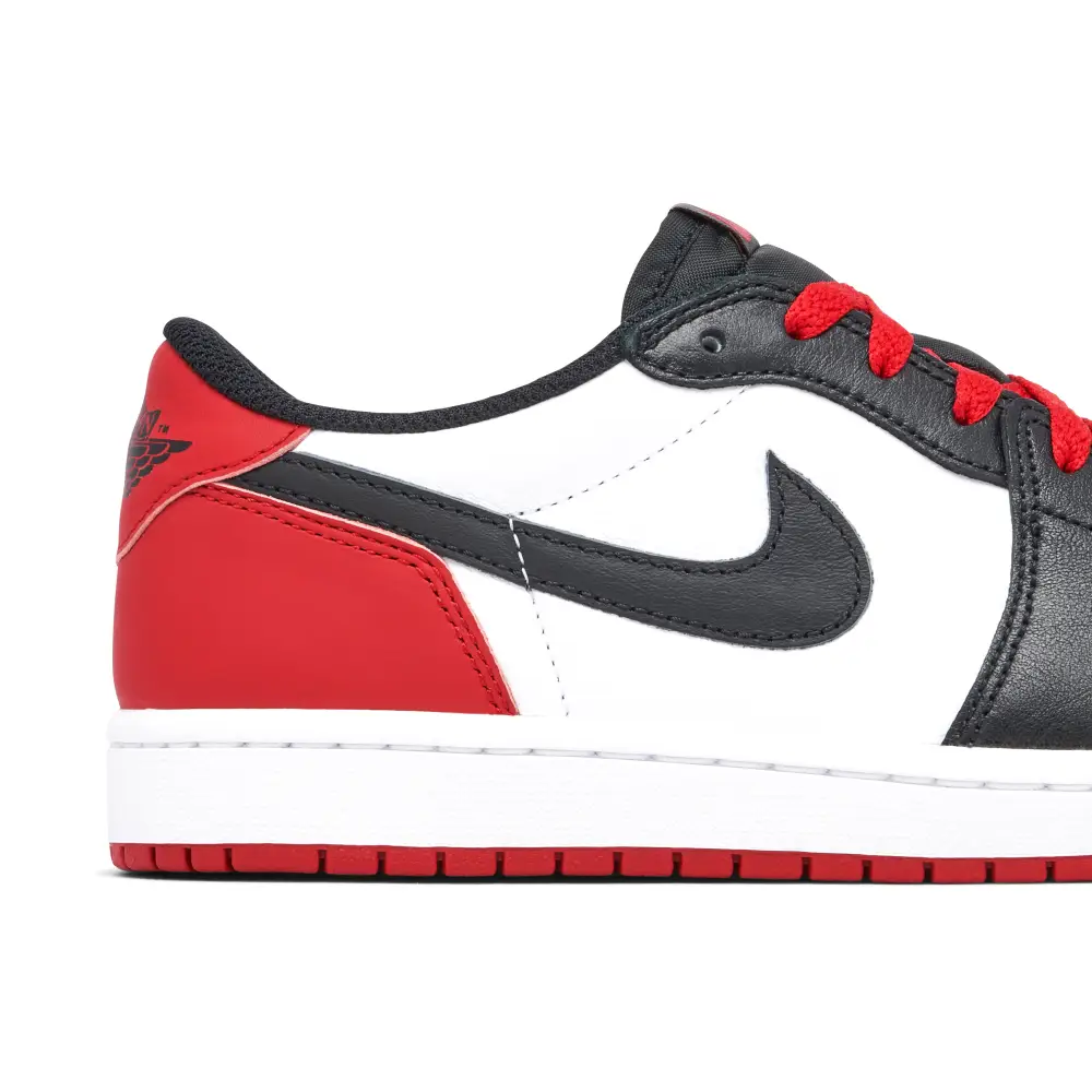 Air Jordan 1 Low OG Black Toe (2023) 