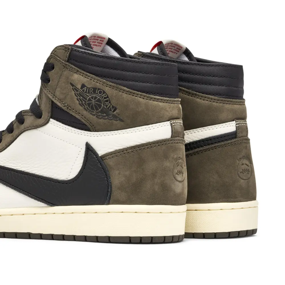 Air Jordan 1 Retro High OG x Travis Scott Mocha 