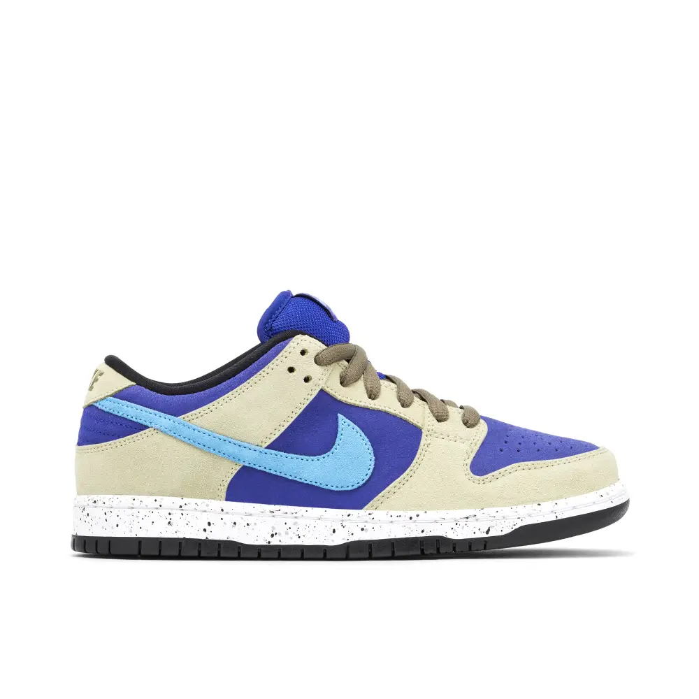 Nike SB Dunk Low ACG Caldera 