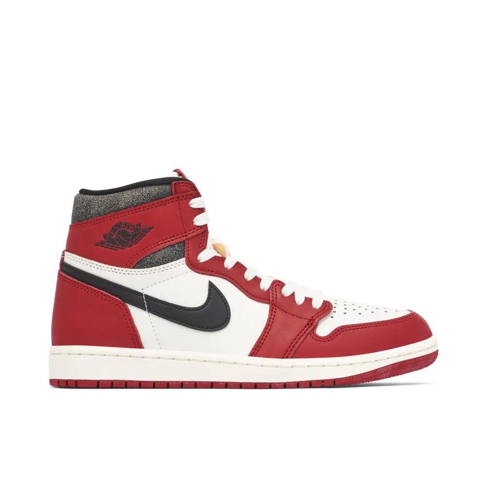 Air Jordan 1 High OG Chicago Lost and Found 