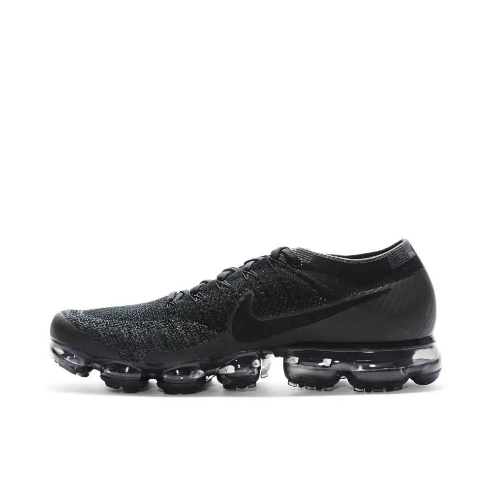 Air VaporMax Triple Black 32B34350