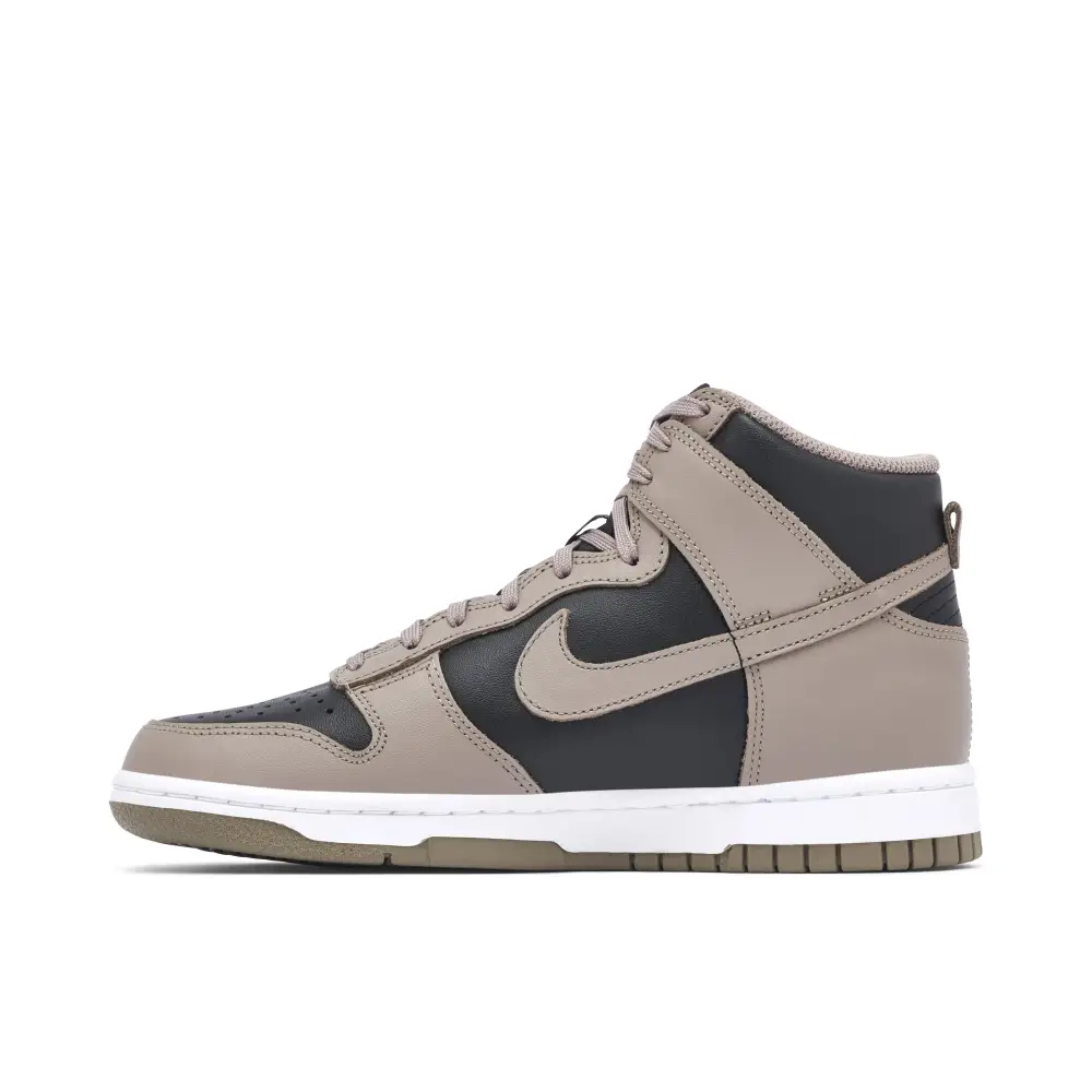 Nike Dunk High Moon Fossil Womens 257291844
