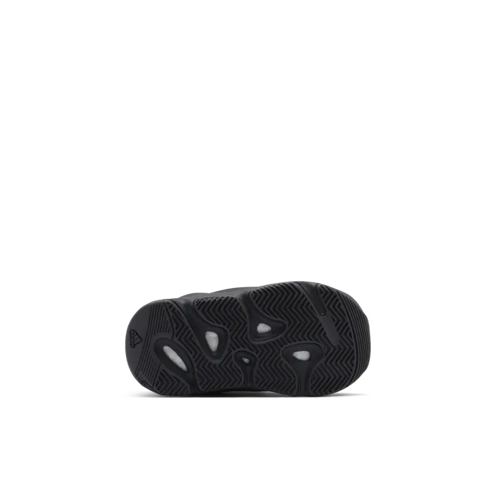 Yeezy Boost 700 MNVN Black Infant 