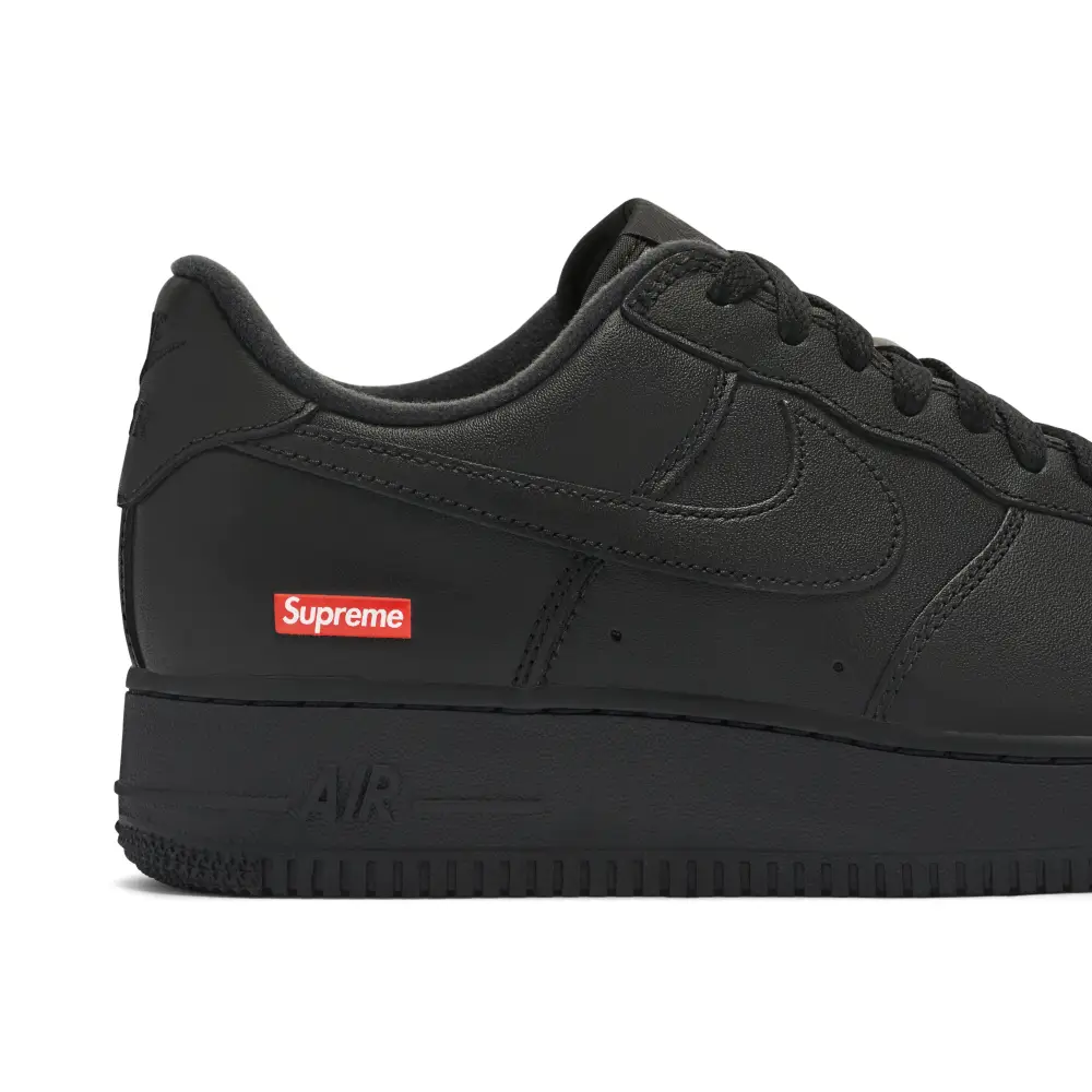 Nike Air Force 1 Low Supreme Black 