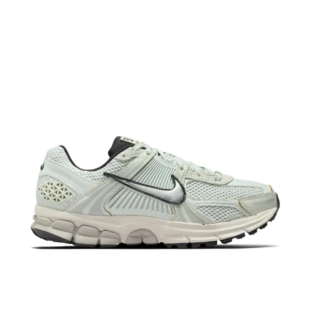 Nike Zoom Vomero 5 Light Silver Chrome Womens 