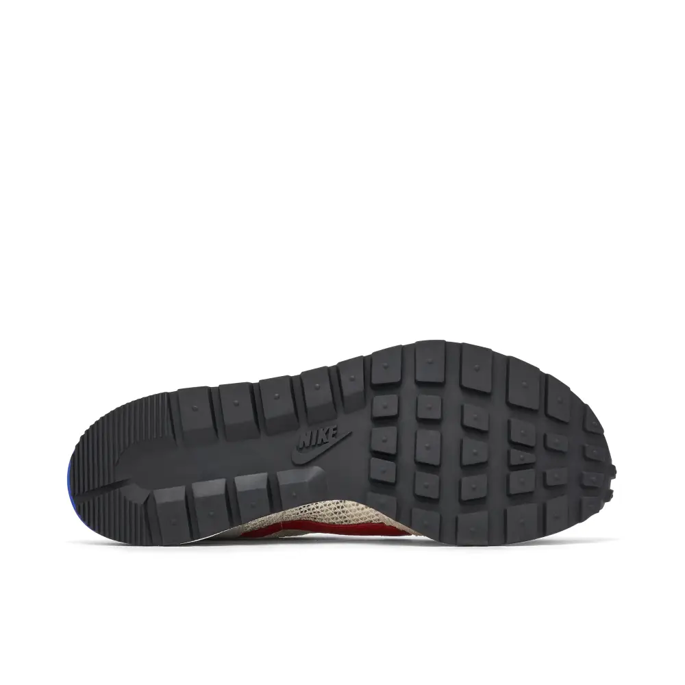 Sacai x Nike Vaporwaffle Sail Sport Waffle 