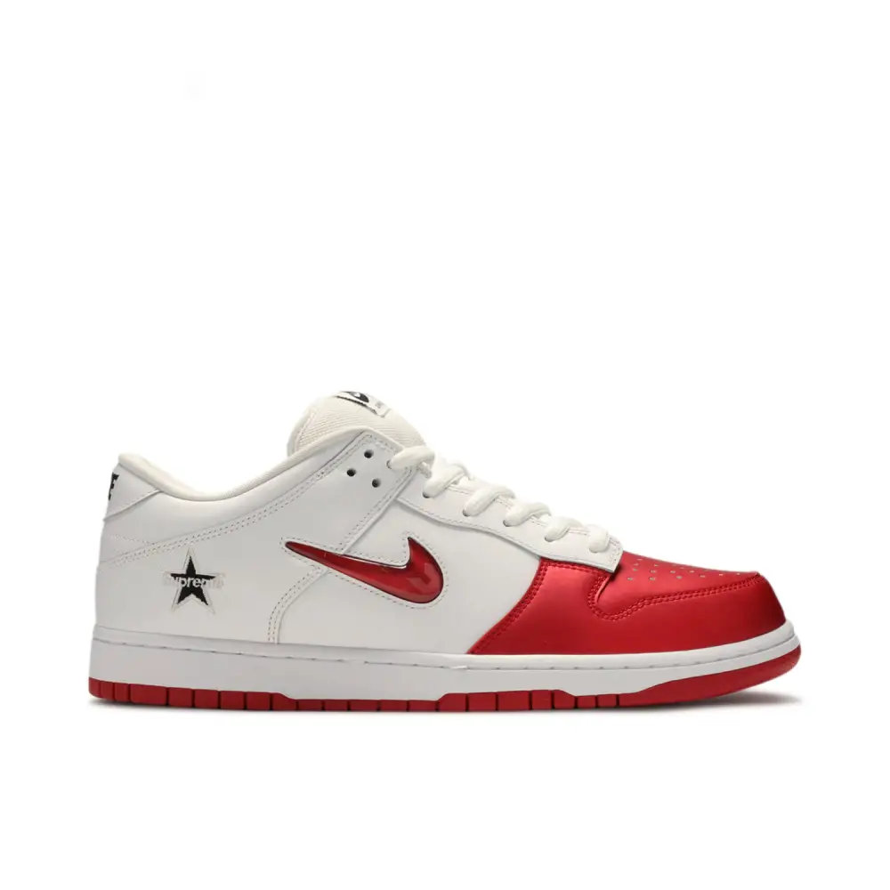 Supreme x Nike SB Dunk Low Red White 56363402
