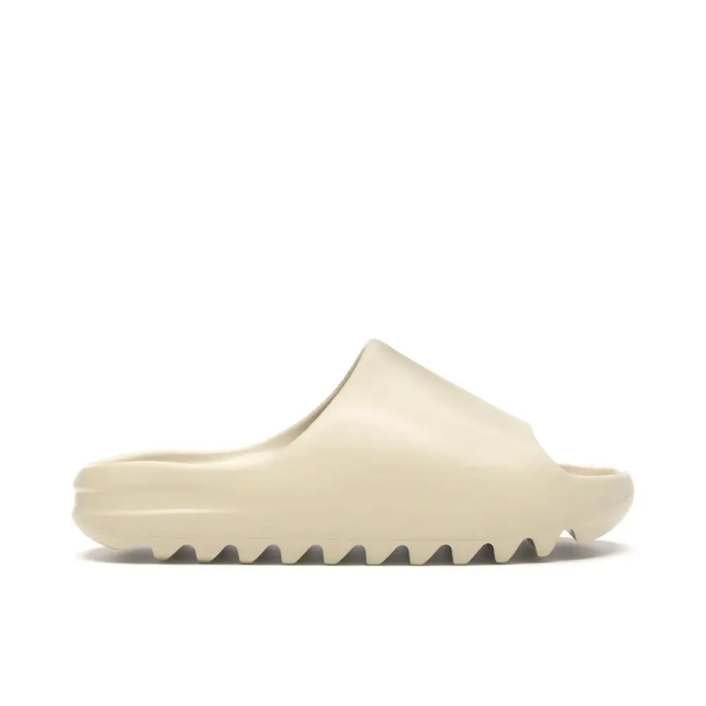 Yeezy Slides Bone 999E2565