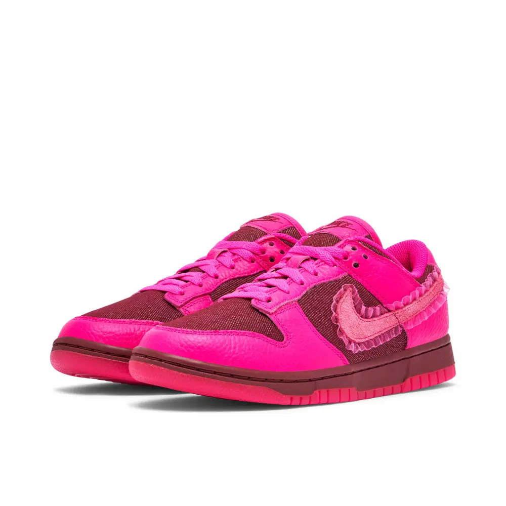 Nike Dunk Low Valentines Day Womens 