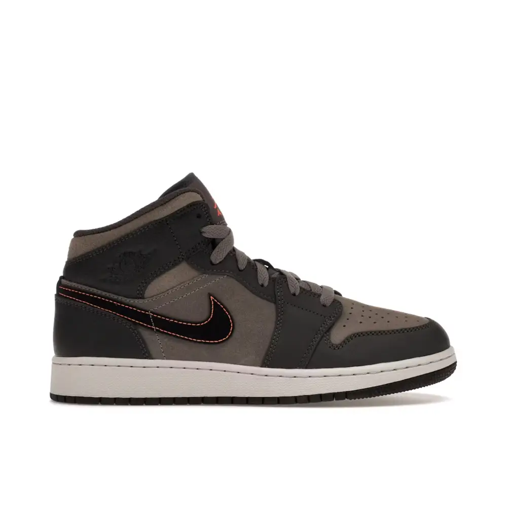 Air Jordan 1 Mid SE Night Stadium GS 
