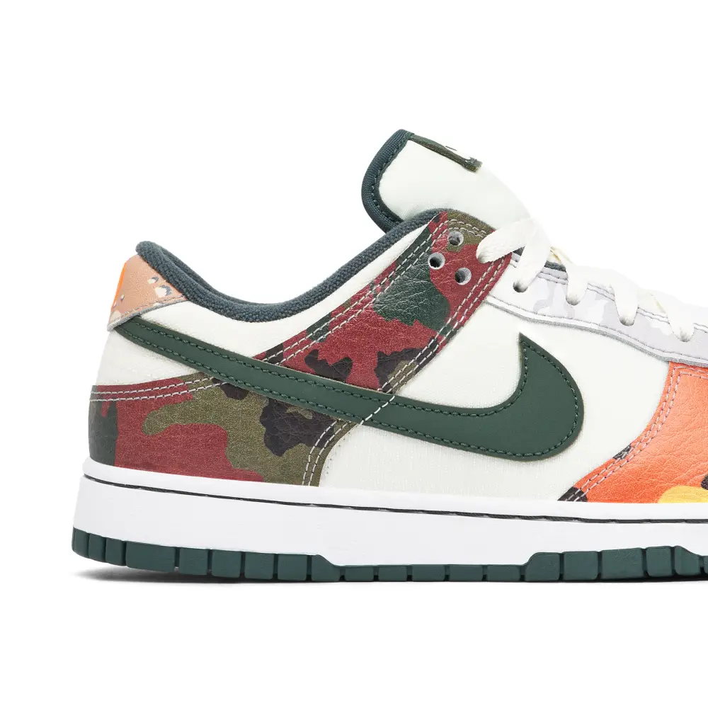 Nike Dunk Low SE Sail Multi-Camo 