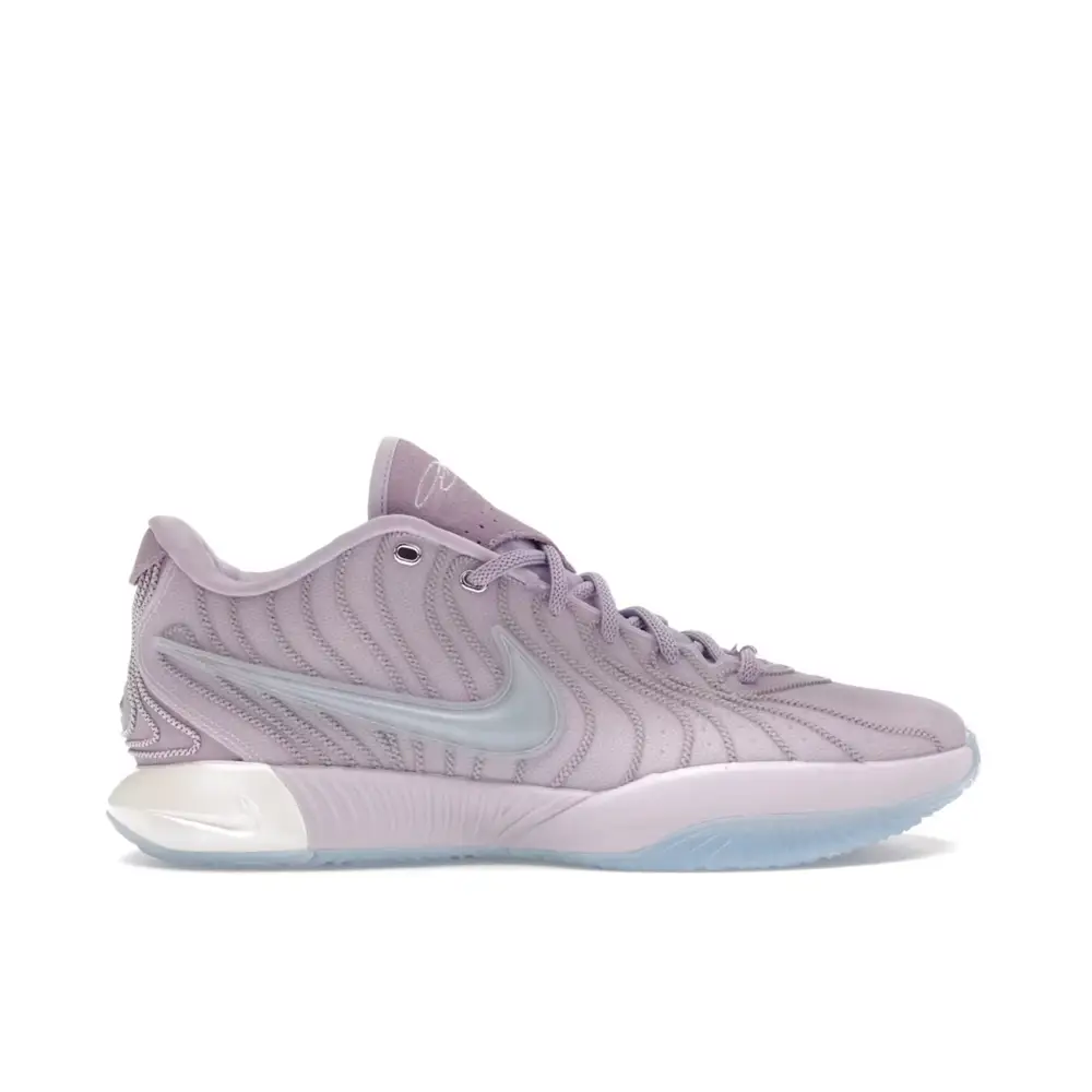 Nike LeBron 21 Easter 