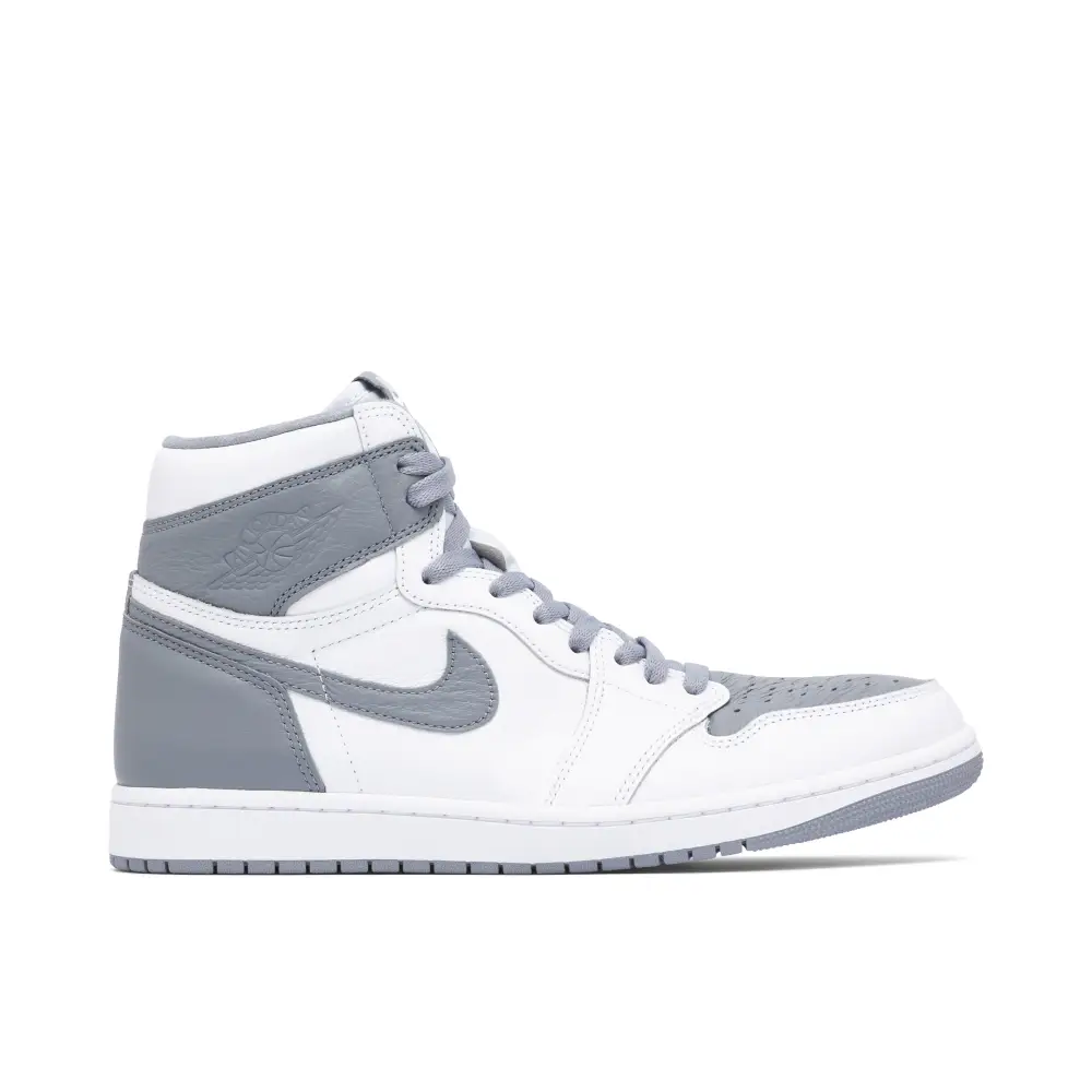 Air Jordan 1 Retro High OG Stealth B3239