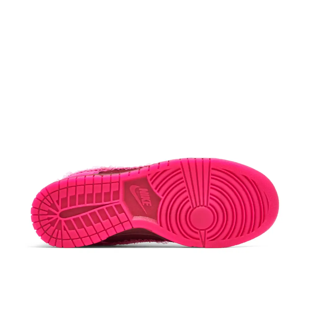 Nike Dunk Low Valentines Day Womens 