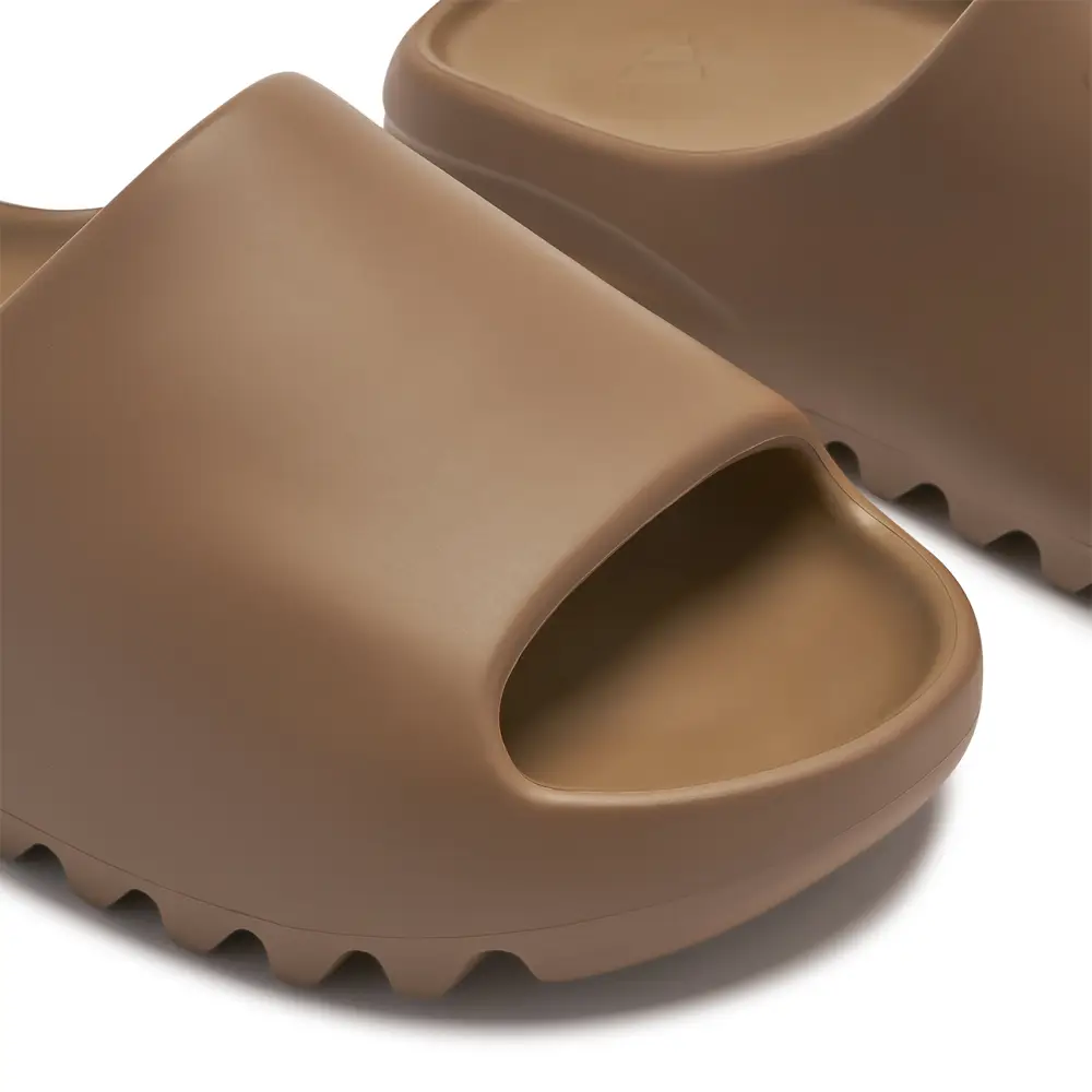 Yeezy Slide Core