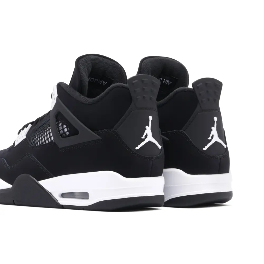 Air Jordan 4 White Thunder Retro