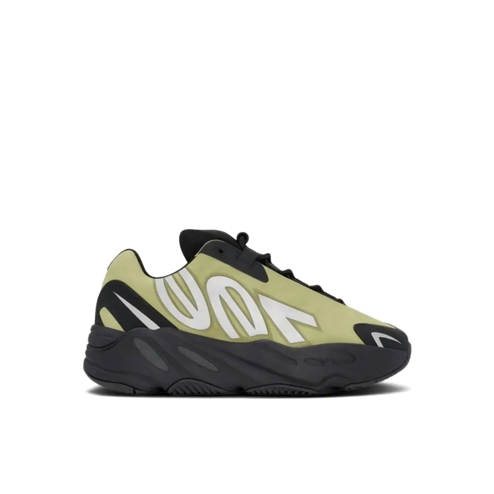 Yeezy Boost 700 MNVN Kids Resin 