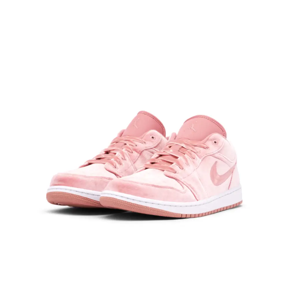 Air Jordan 1 Low Pink Velvet 