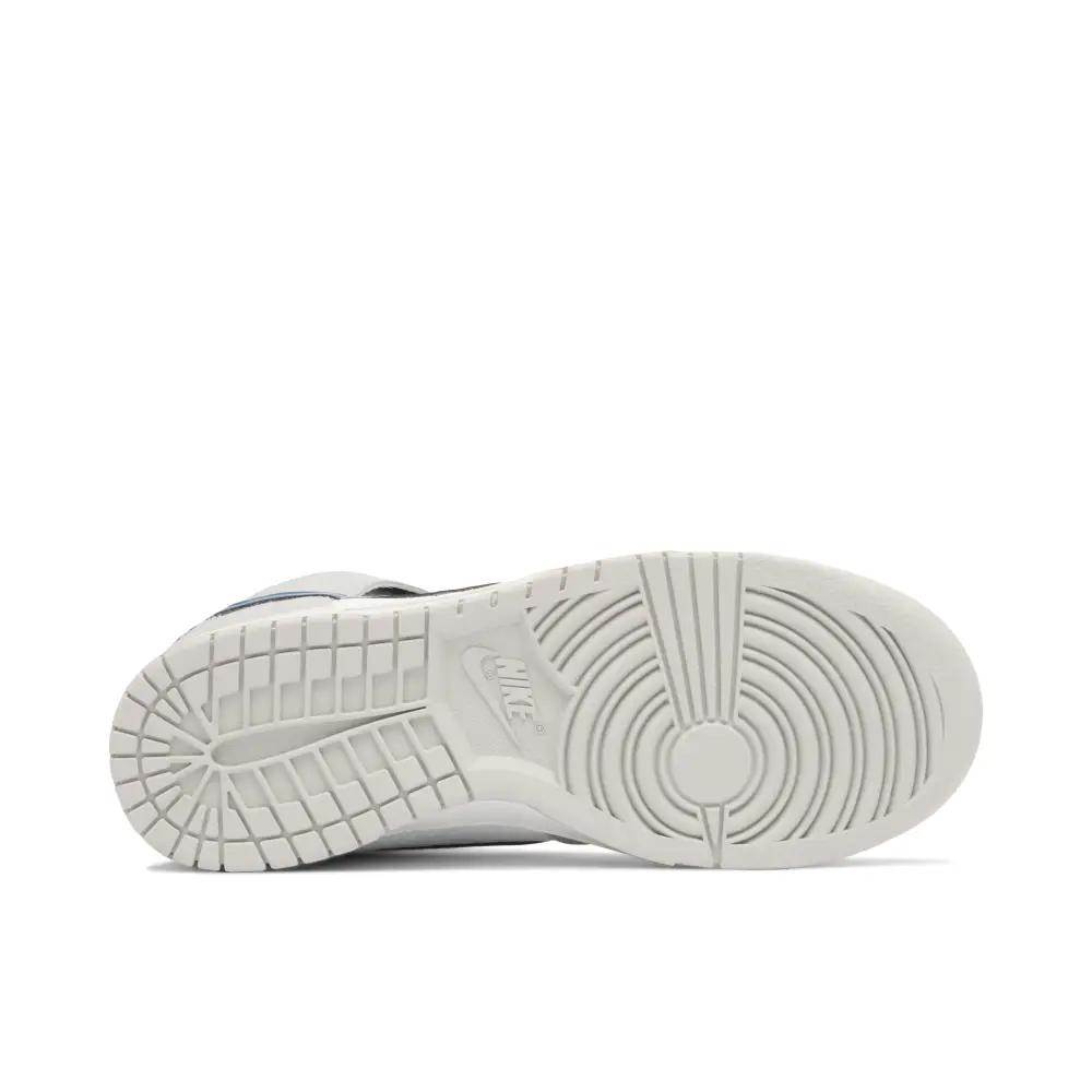 Nike Dunk High Ring Bling